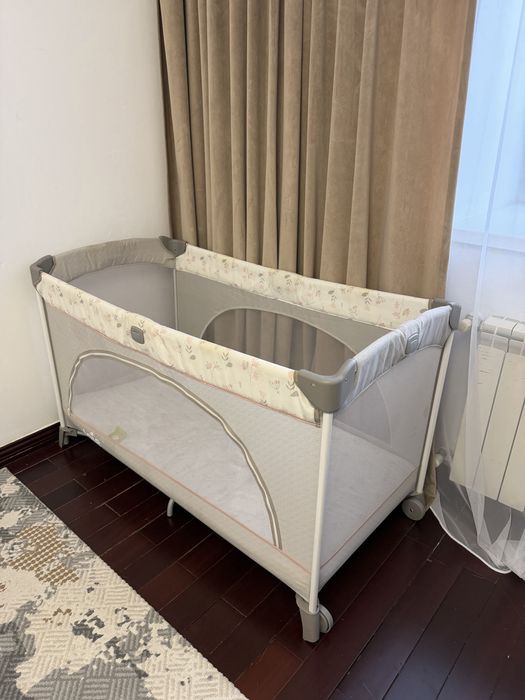 Манеж-кровать JOIE