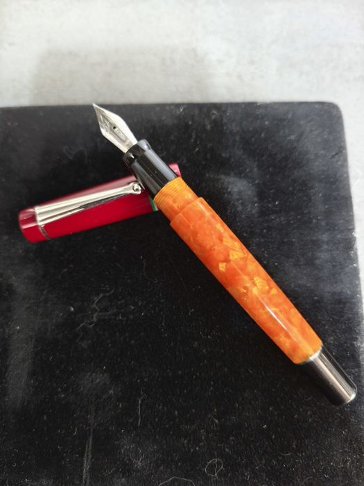 Stilou Delta Dolce Vita Ediție Limitată