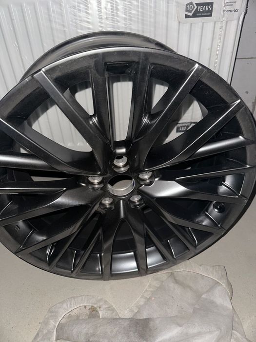 Новый оригинальный диск на Lexus RX