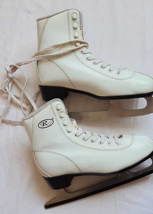 Patine noi dama albe