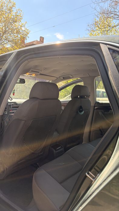 Продавам Audi A4