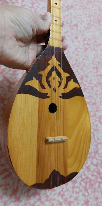 Домбра инструмент