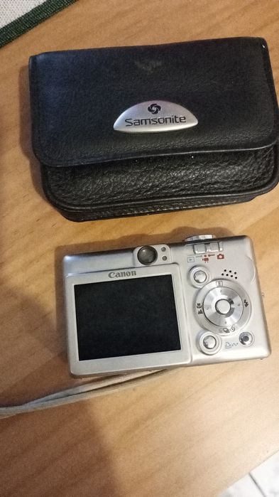 Aparate foto digitale ITP și pe film