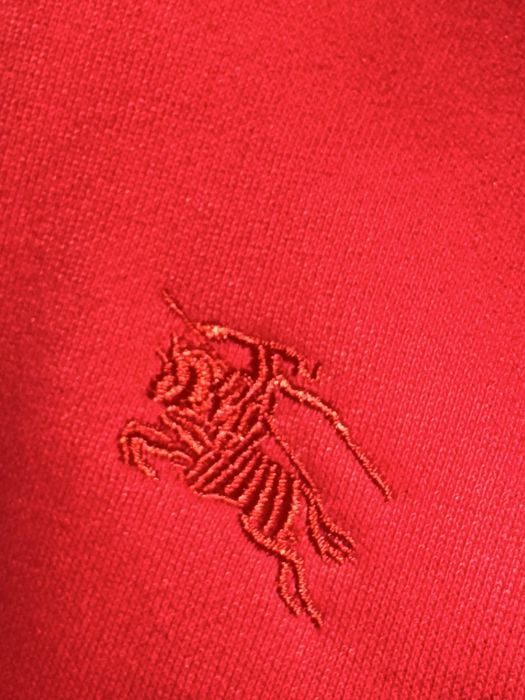 Кофта барбери красная