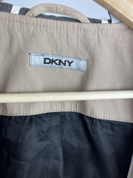 Geaca dama Dkny bej