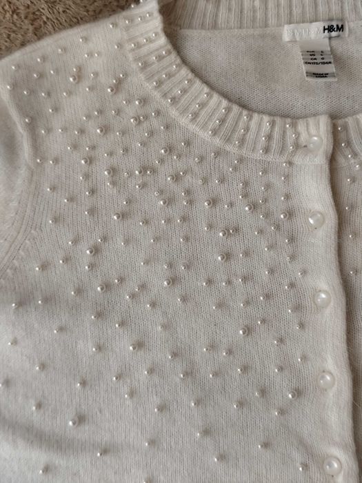 НОВА H&M елегантна , фина, бяла дамска жилетка