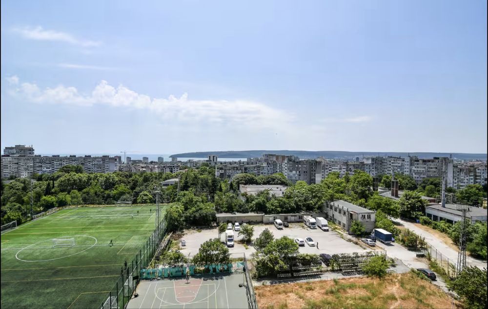 Продава се Тристаен апартамент в Варна, Възраждане 1 - 90 кв.м за 2 €/кв.м - Снимка #7