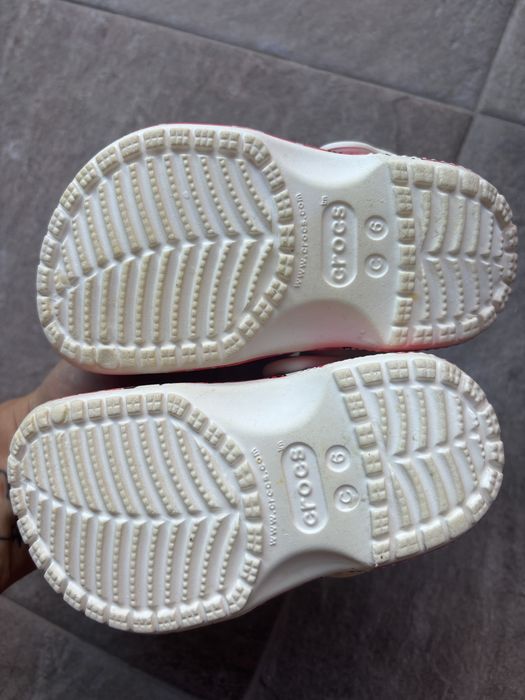 Crocs Hello Kitty - размер 22/23