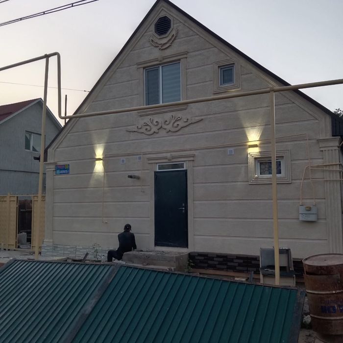 Фасад житкий травертин