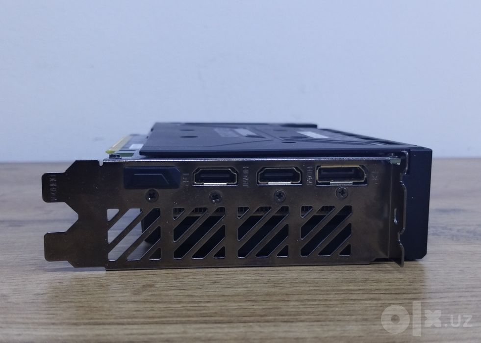RTX 4060 8gb Gigabayt