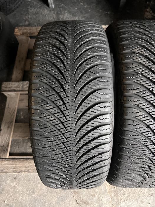 2 anvelope all season 205/55/16 , GoodYear , 6.8 mm