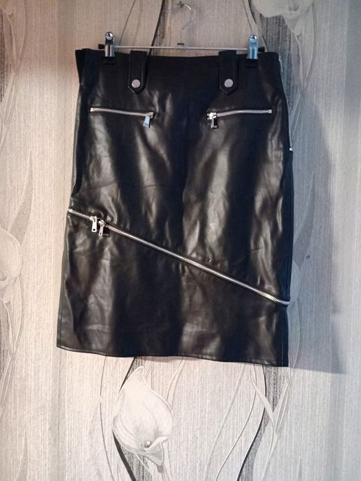 Пола Естествена кожа зара