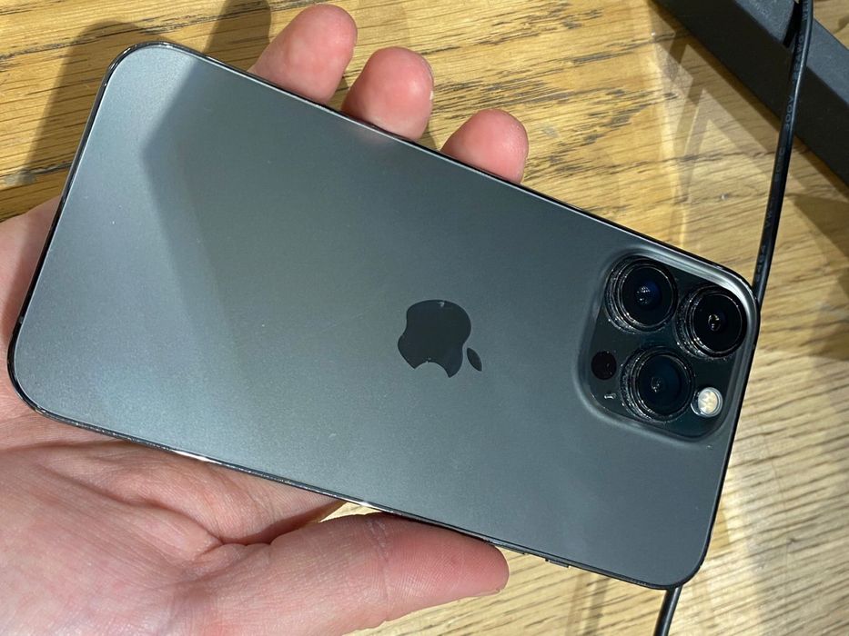 iPhone 13 pro 256Gb серый