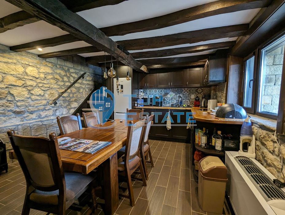 Продава се Къща в Трявна - 189 кв.м за 1137 €/кв.м - Снимка #1