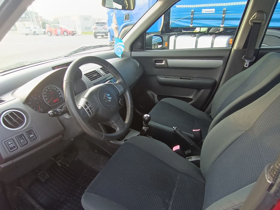 Vând Suzuki Swift 1,3i An fabricație 2008