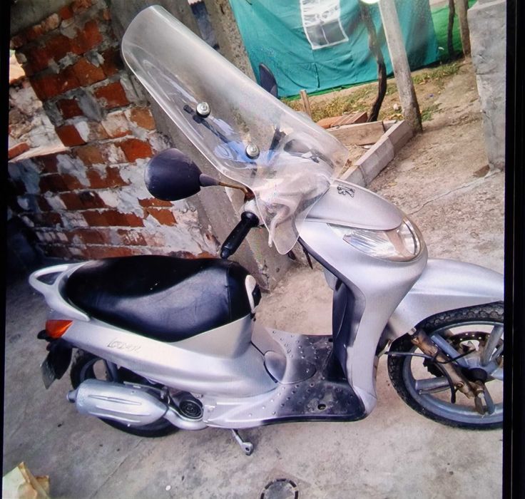 Скутер Peugeot looxor 100cc