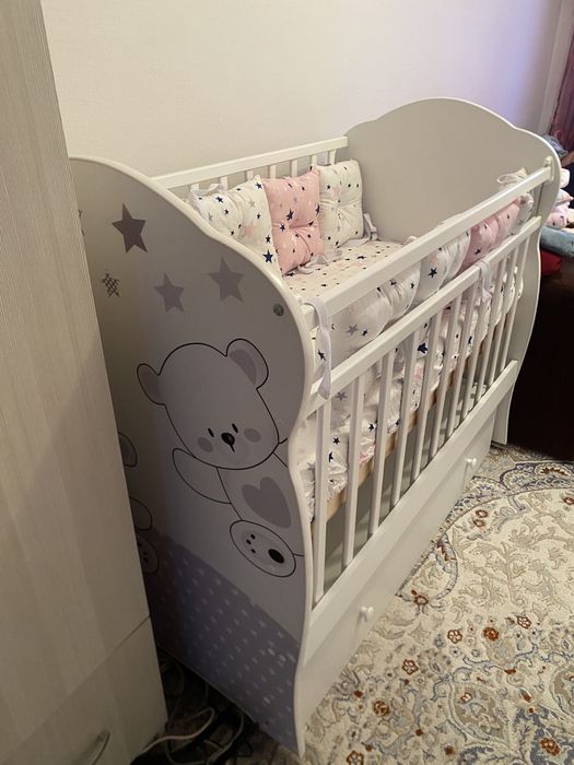 Детская кроватка