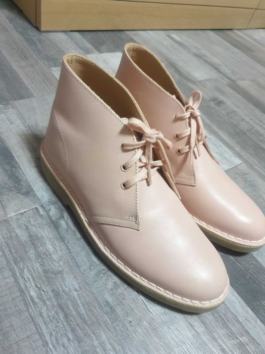 Обувки Clarks Desert Boot 2 Розови