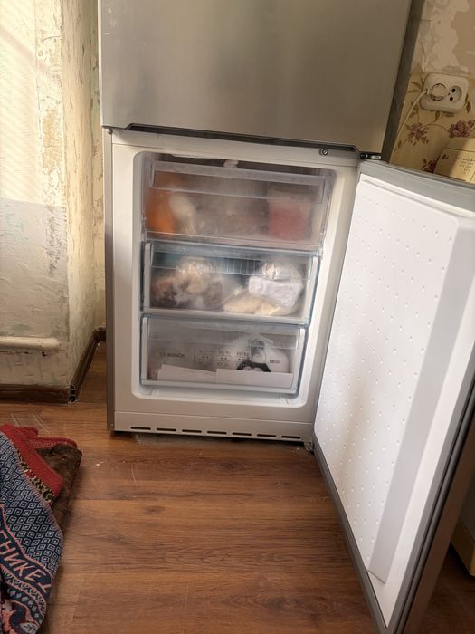 Холодильник Bosh