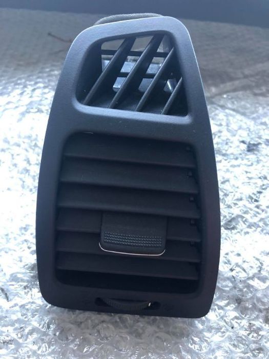 grila ventilatie stanga hyundai ix20