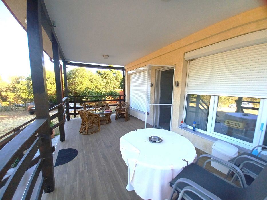 Продава Бизнес парцел 1000м2 с къща 50м2 до морето Неа Кердилия,Гърция