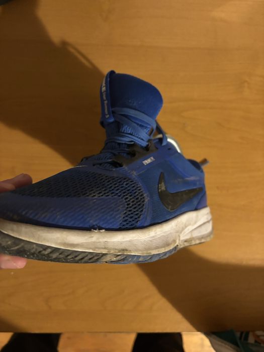 Професионално почистване на обувки!