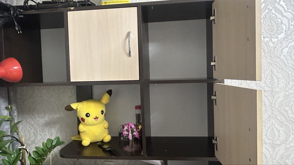 Продам компьютерный - письменный стол.