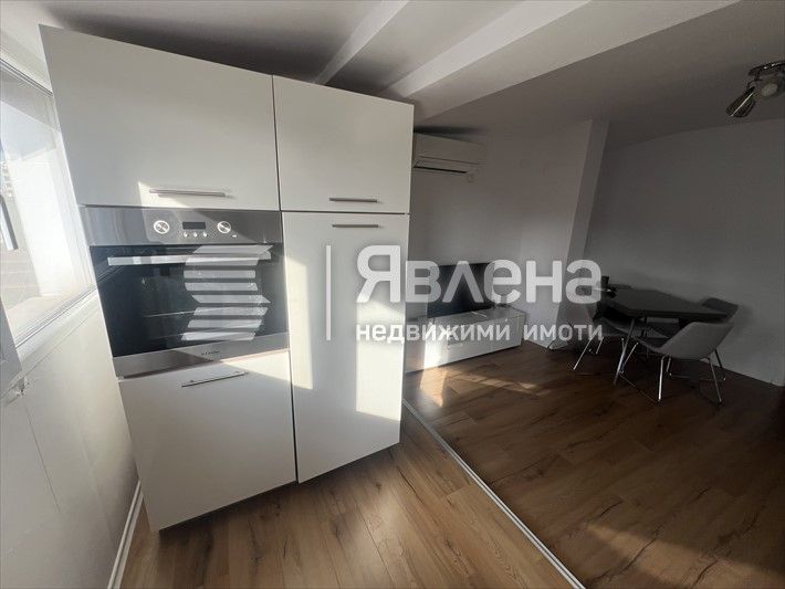 Дава се под наем Двустаен апартамент в Бургас, Братя Миладинови - 56 кв.м за 400 € - Снимка #3