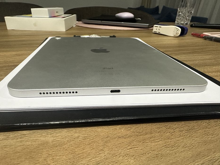 iPad 10 (2022) 64gb, Wi-Fi, in garantie + ApplePencil