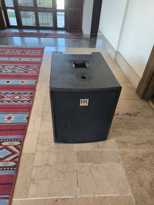 Bas activ și sateliti