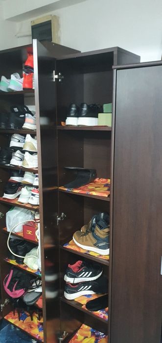 Pantofar format din trei(3) corpuri