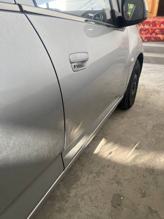 Spark 1 pozitsiya sotiladi