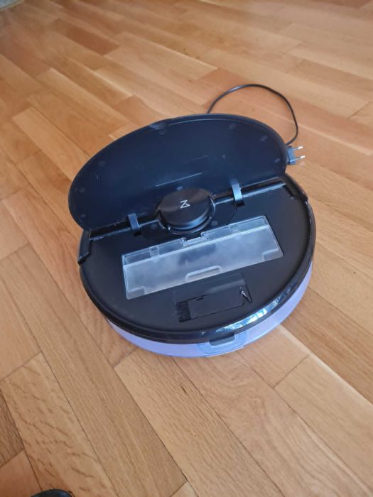 Прахосмукачка робот Roborock s6 maxv - с фунция за мокро почистване