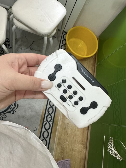 Машина на аккум за 5000