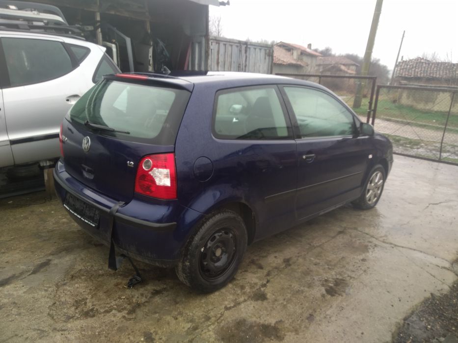 Фолксваген поло 1.2 бенз 2 врати. 64 коня 2 броя