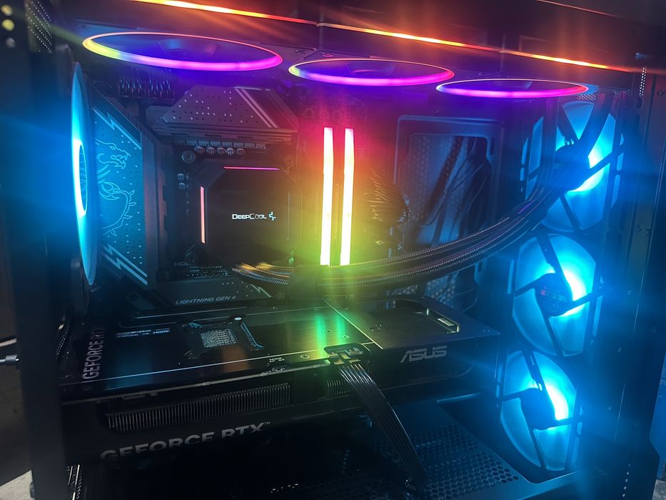 Core i7 14700kf/Rtx5070/32GB DDR5/Z790/1tb 990pro очень мощный PC AI