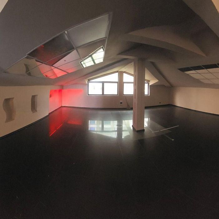 Къща под наем в ж.к. Банишора, 2213859