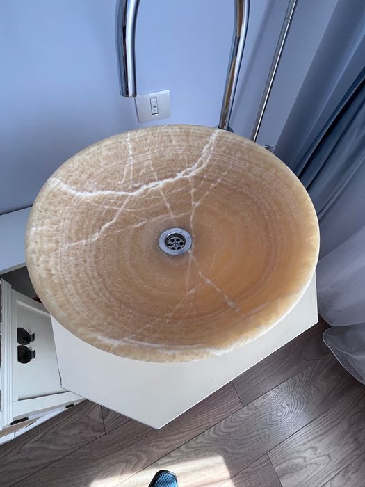 Vând lavoar din onix