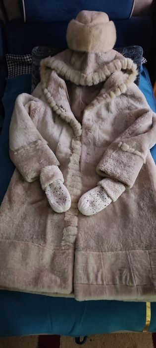 Продам. Шубы мутоновые