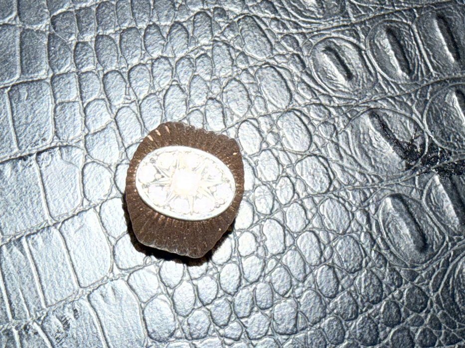 Tilla uzuk 585 proba