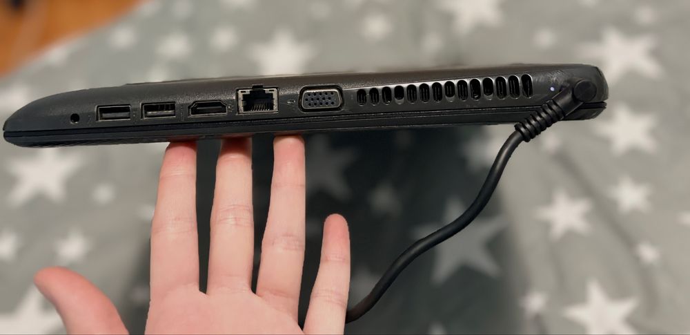 Laptop HP 250 G4 – ideal pentru școală, office și uz zilnic