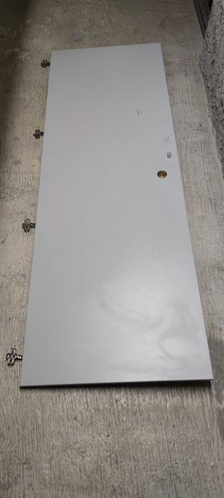 Usa din PAL, cu balamale, dimensiune 190 x 65 cm