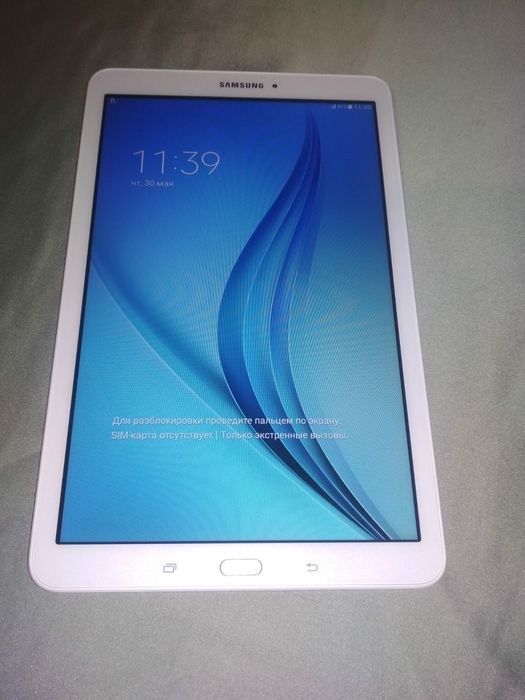 Планшет SAMSUNG tab E  9.6