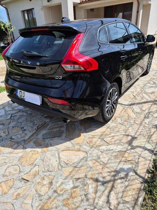 autoturism volvo V40, D3