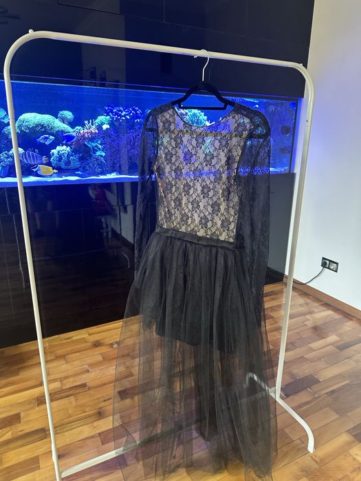 Черна рокля с пачка Avin авин