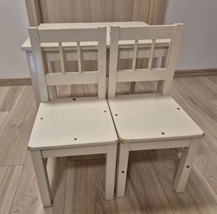 Masa cu 2 scaune pentru copii, produs IKEA,  folosite