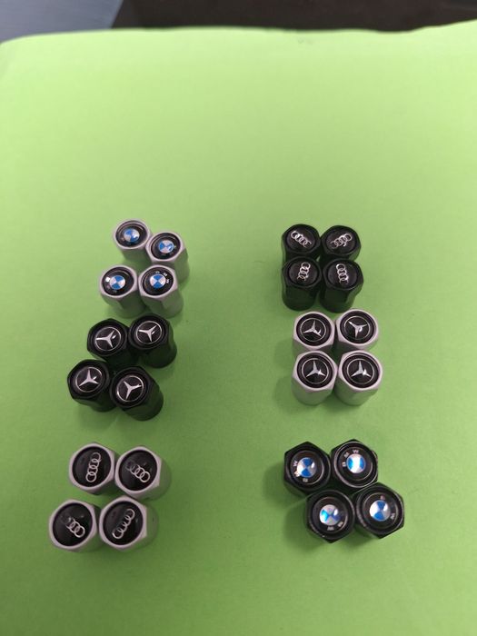Капачки за вентили на AUDI Mercedes BMW Опел сиви или черни