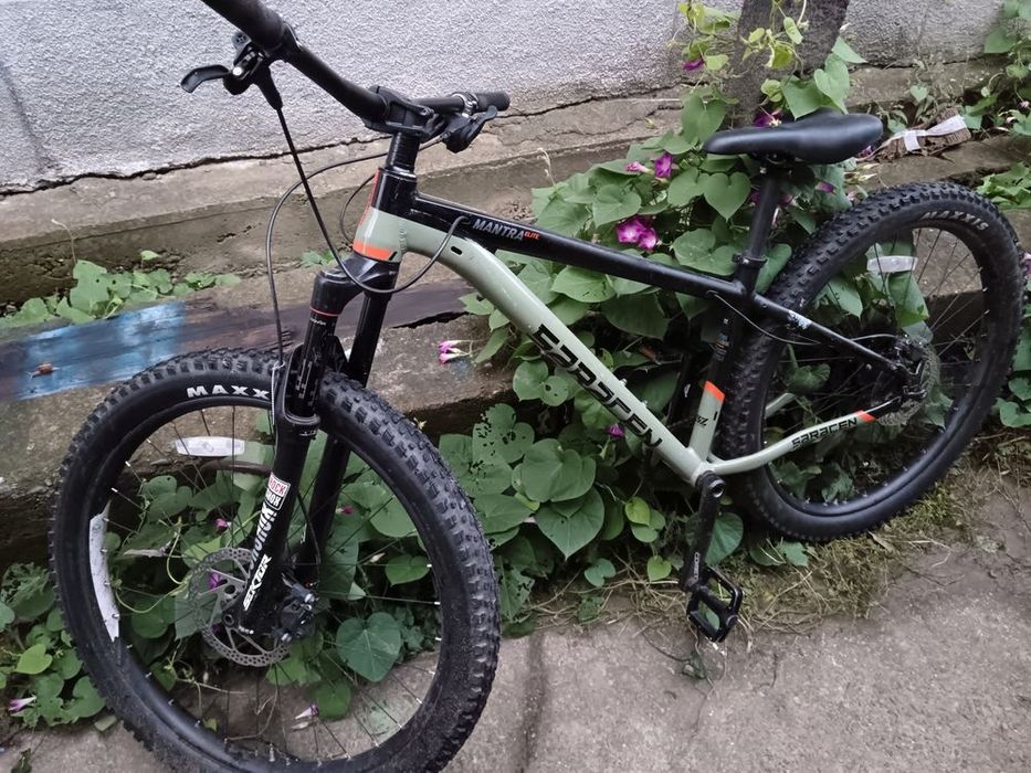 Bicicleta Saracen 27,5