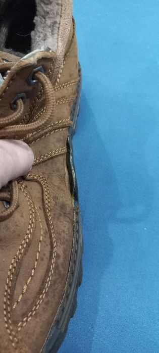 Bocanci de piele marimea 40