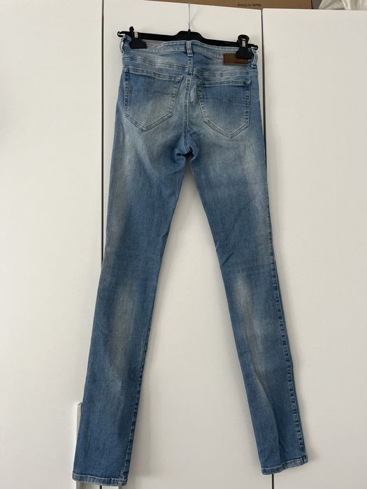 Blugi albastri Diesel